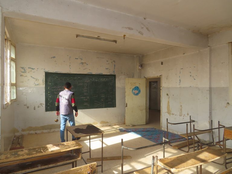 ADRA conducting a structural assessment at Abd Al Hameed Al Saleh School in Shmeteya neighborhood, Deir ez-Zor